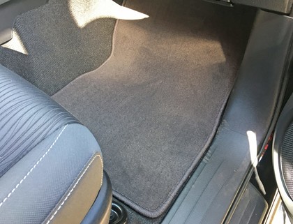 Ворсовые коврики на Toyota Fortuner II 2015 - 2025 в Саратове