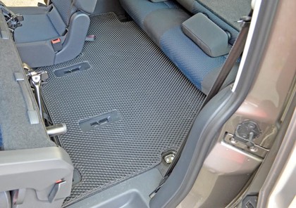 Ворсовые коврики на Volkswagen Caddy (2K) 2003 - 2020 в Саратове