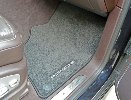 Ворсовые коврики на Porsche Cayenne II 2010 - 2018 в Саратове