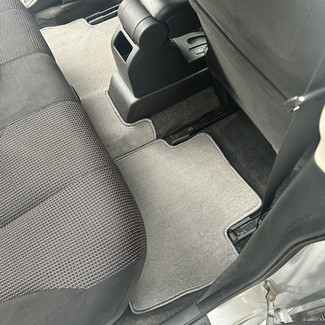 Ворсовые коврики на Nissan Tiida (C11) 2004 - 2014 в Саратове