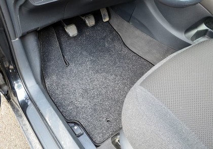 Ворсовые коврики на Toyota Auris I 2006 - 2012 в Саратове