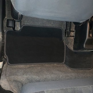 Ворсовые коврики на Mitsubishi Pajero iO 1998 - 2007 в Саратове