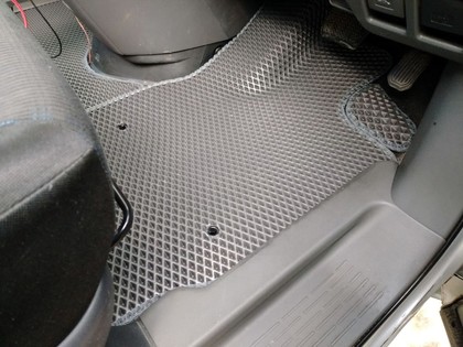 Ворсовые коврики на Toyota Voxy (R70) 2007 - 2013 в Саратове