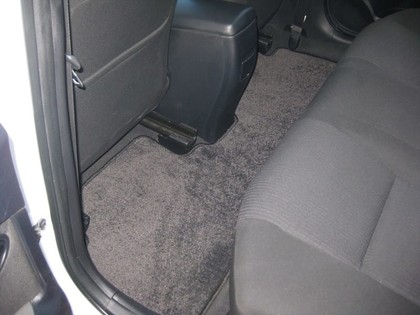 Ворсовые коврики на Toyota Avensis III 2009 - 2018 в Саратове