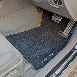 Ворсовые коврики на Toyota Mark II Wagon Blit 2002 - 2007 в Саратове
