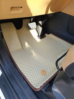 EVA коврики на KIA Carnival IV 9 мест 2020 - 2025 в Саратове EVA коврики на KIA Carnival IV 9 мест 2020 - 2025 в Саратове