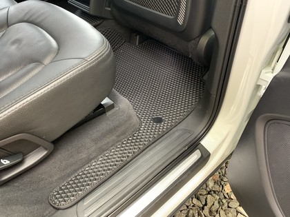 Ворсовые коврики на Audi Q7 I 2005 - 2015 в Саратове