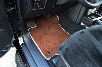 Ворсовые коврики на Toyota Land Cruiser Prado 150 2009 - 2023 в Саратове