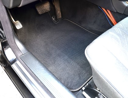Ворсовые коврики на Mercedes E (W210) 1995 - 2002 в Саратове