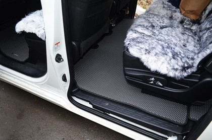 Ворсовые коврики на Toyota Esquire (R80) 2014 - 2021 в Саратове