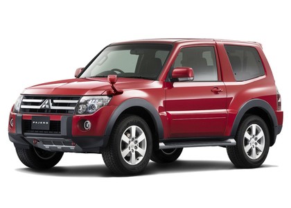 Ворсовые коврики на Mitsubishi Pajero IV 2006 - 2021 в Саратове