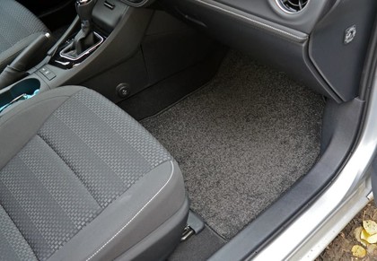 Коврики на Toyota Corolla (E18) 2012 - 2019 в Саратове