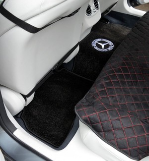 Ворсовые коврики на Mercedes C (W205) 2014 - 2023 в Саратове