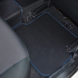 Ворсовые коврики на Mazda Axela II 2009 - 2013 в Саратове
