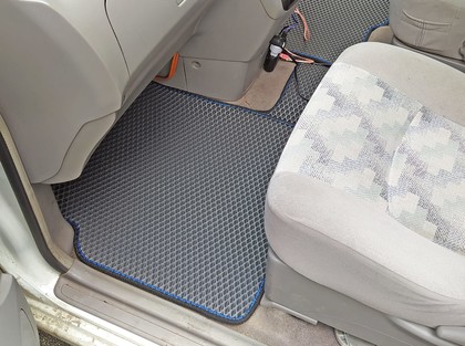 Ворсовые коврики на Nissan Liberty (M12) 1998 - 2004 в Саратове