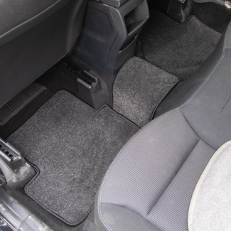 Коврики на Mercedes GLA (X156) 2014 - 2020 в Саратове
