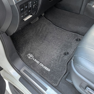 Ворсовые коврики на Toyota Land Cruiser 200 2007 - 2021 в Саратове
