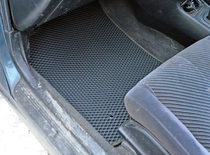 Ворсовые коврики на Toyota Sprinter Marino 1992 - 1997 в Саратове