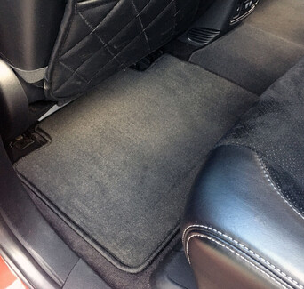 Коврики на Jeep Grand Cherokee (WK2) 2010 - 2022 в Саратове