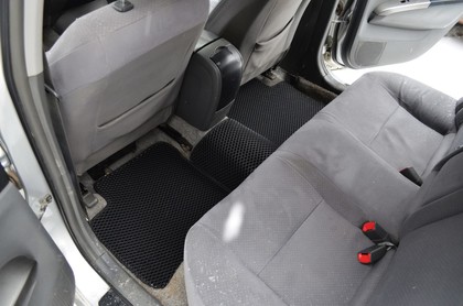 Ворсовые коврики на Toyota Prius (20) 2004 - 2009 в Саратове