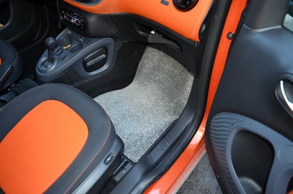 Ворсовые коврики на Smart Fortwo (C453) 2014 - 2025 в Саратове