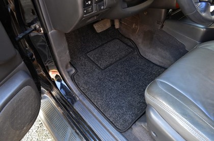 Ворсовые коврики на Infiniti QX4 1996 - 2003 в Саратове
