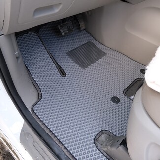 Ворсовые коврики на KIA Carnival III 9 мест и 11 мест 2014 - 2021 в Саратове Ворсовые коврики на KIA Carnival III 9 мест и 11 мест 2014 - 2021 в Саратове