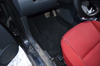 Ворсовые коврики на Mitsubishi Colt VI 2002 - 2012 в Саратове