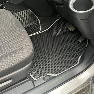 EVA коврики на Toyota Sienta II 2015 - 2022 в Саратове