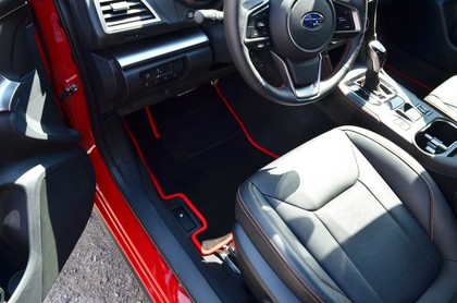 Ворсовые коврики на Subaru XV II 2017 - 2022 в Саратове