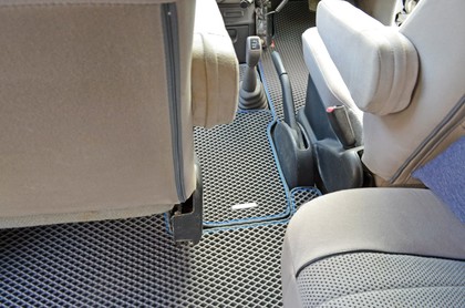 Ворсовые коврики на Mitsubishi Delica 4 1994 - 2007 в Саратове