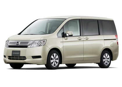 Коврики на Honda StepWGN IV 2009 - 2015 в Саратове
