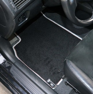 Ворсовые коврики на Mitsubishi Lancer Evolution VIII 2003 - 2006 в Саратове