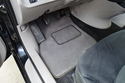 Ворсовые коврики на Mitsubishi Grandis 2003 - 2009 в Саратове