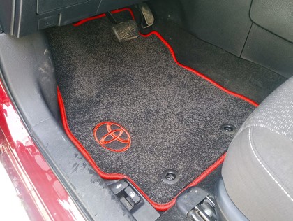 Коврики на Toyota Corolla (E18) 2012 - 2019 в Саратове